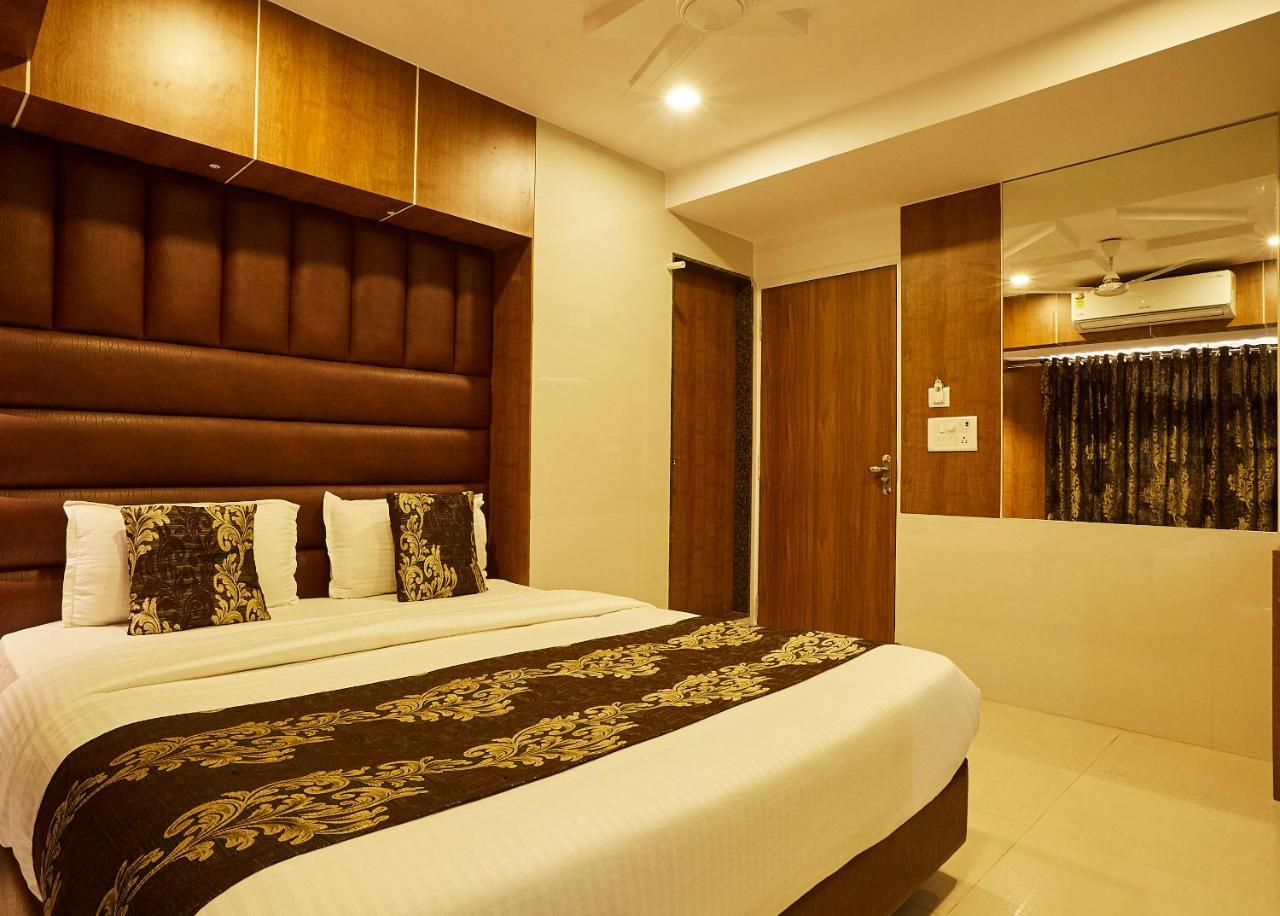 Hotel Alibaba Mumbai Exterior foto