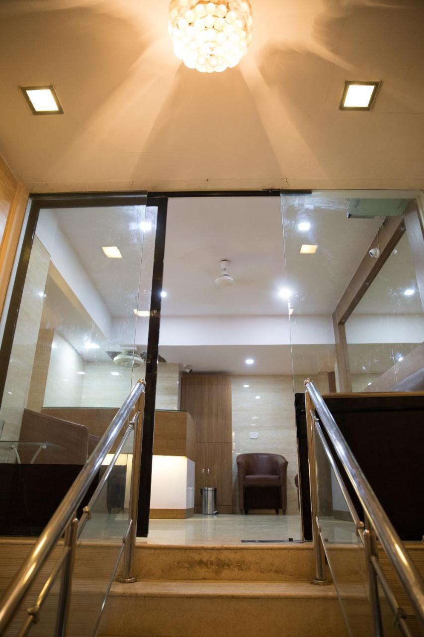 Hotel Alibaba Mumbai Exterior foto