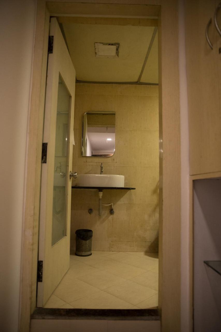 Hotel Alibaba Mumbai Exterior foto